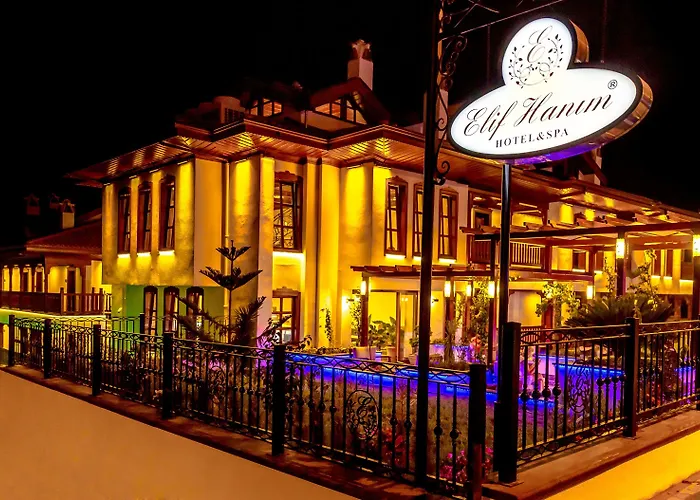 Elif Hanim & Hotell Akyaka (Mugla)