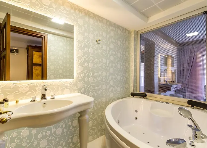 Elif Hanim & Hotel Akyaka (Mugla)